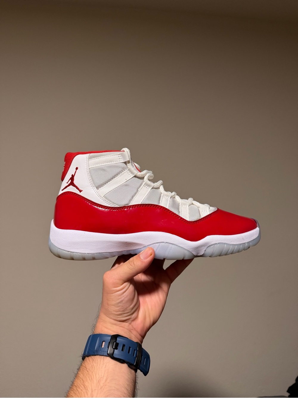 Jordan 11 Retro ‘Cherry’ Men’s Sneakers White/Varsity Red CT8012-116
